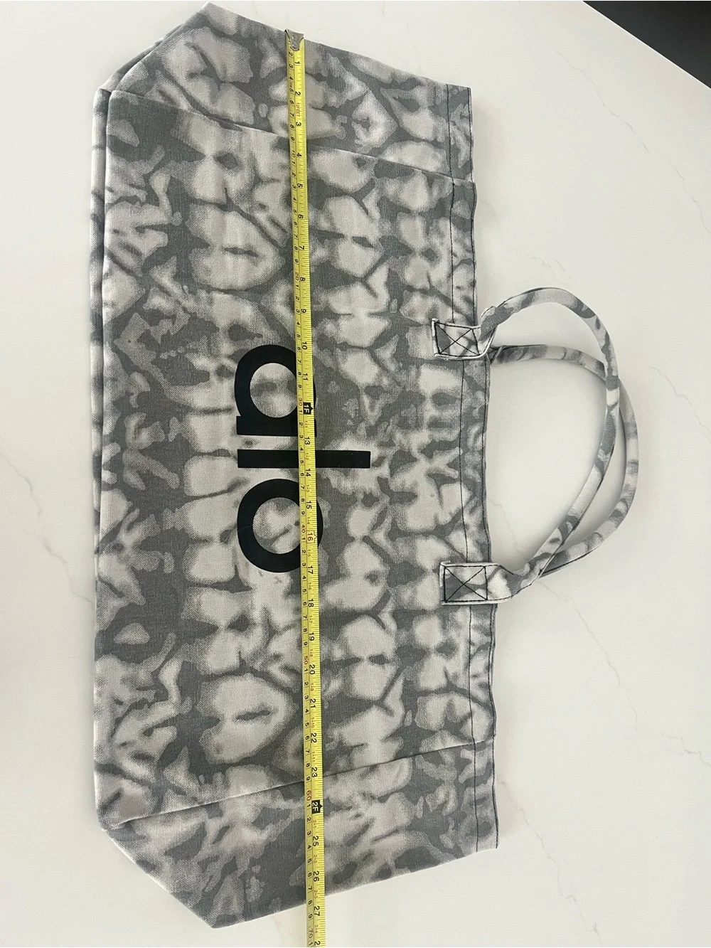 ALO Yoga Gray & White Tie-Dye Canvas Tote
